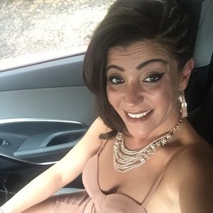 Meet your Posher, Kim